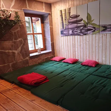 Ferienhaus Im Buchenwäldchen - Ruhig Gelegenes Haus In Der Für Bis Zu 12 Personen